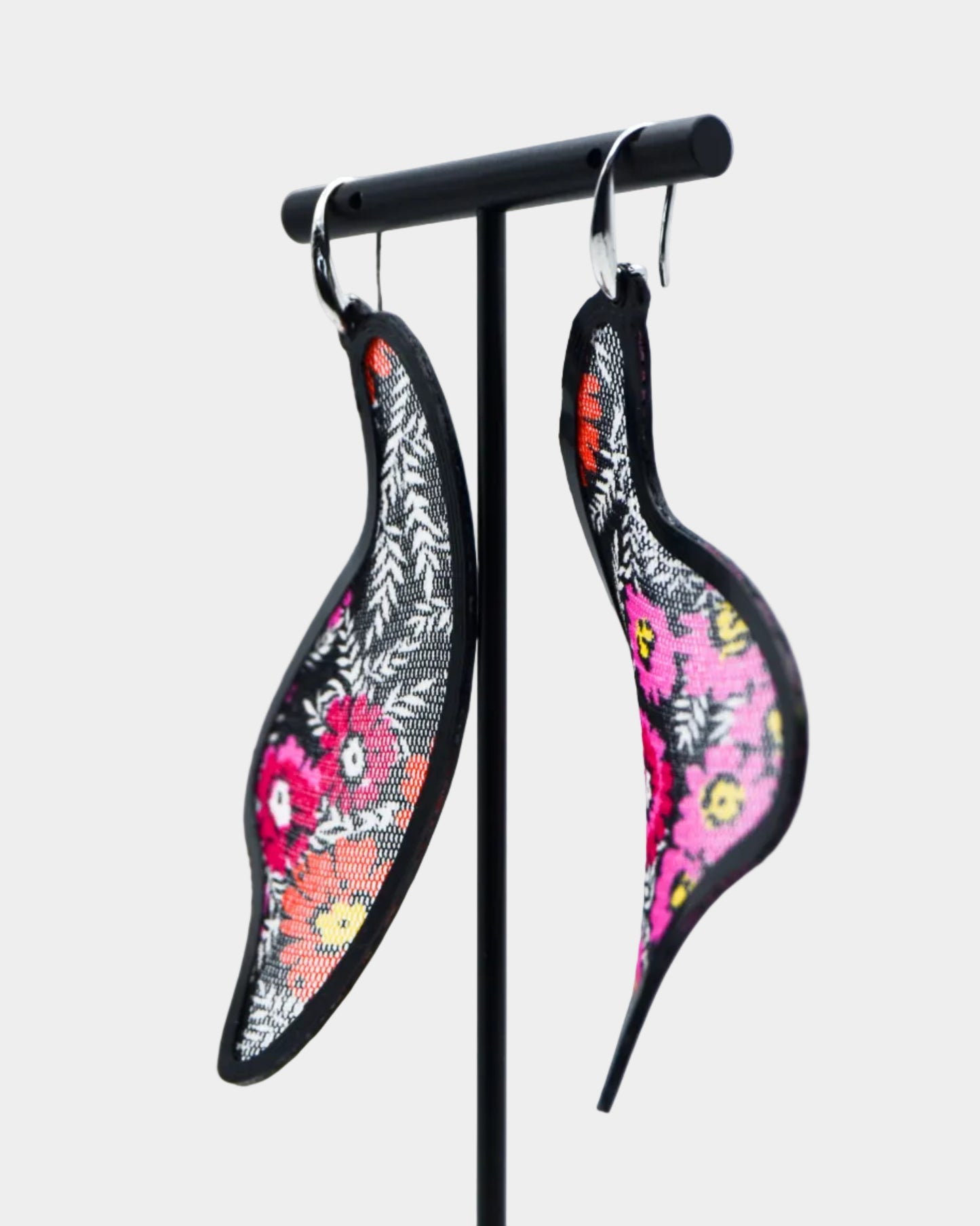 Aeris Earrings - Maxi