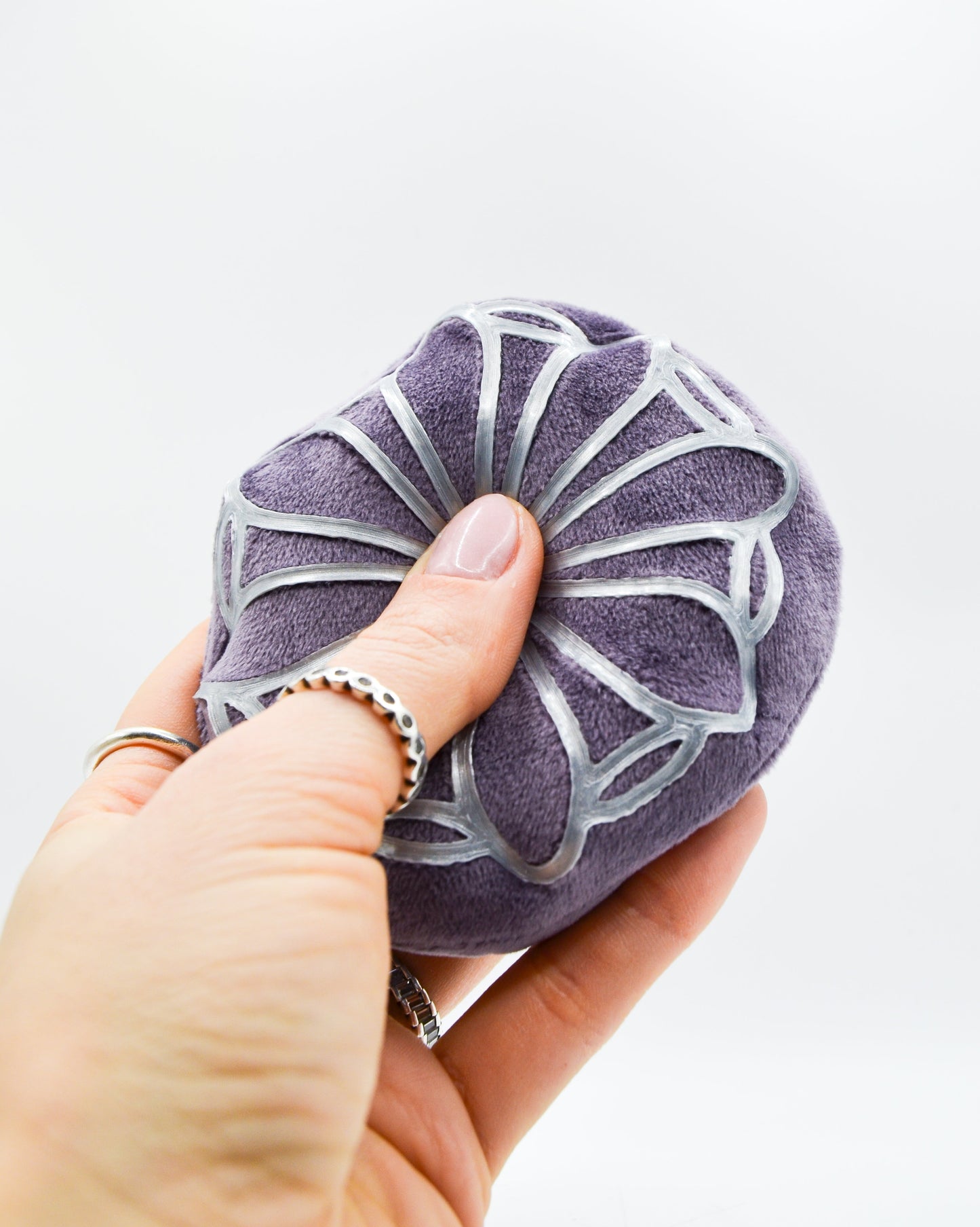 Huggle Petal
